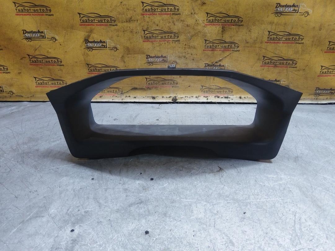 Кожух панели приборов D88001 Volvo S60 купить