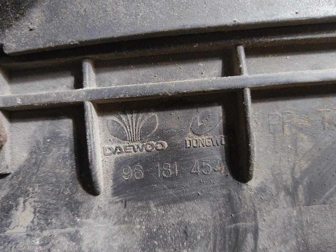 Корпус воздушного фильтра BRCJH6 Daewoo Leganza купить с доставкой