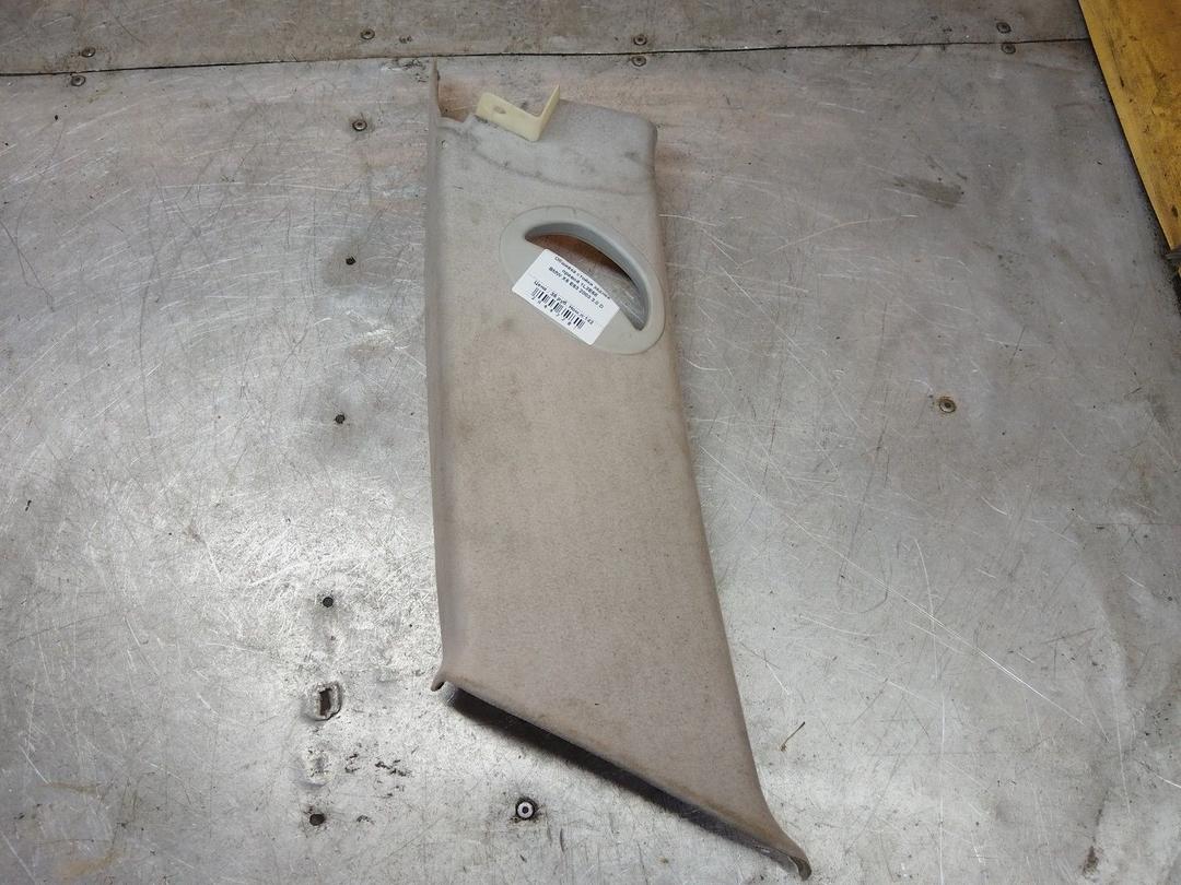 Обшивка стойки задней правой 1L3E58 BMW X5 E53