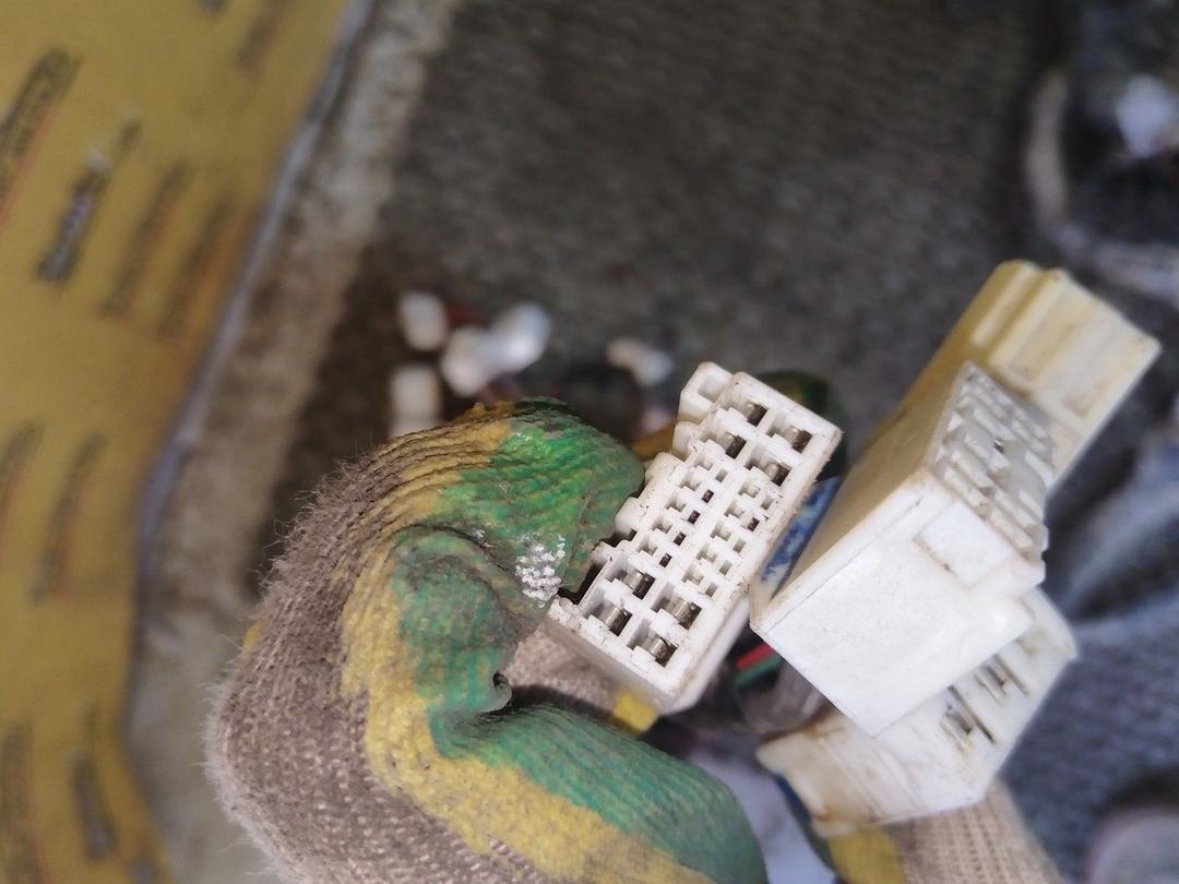 Проводка двигателя 2YM35C Toyota Avensis купить в магазине запчастей бу