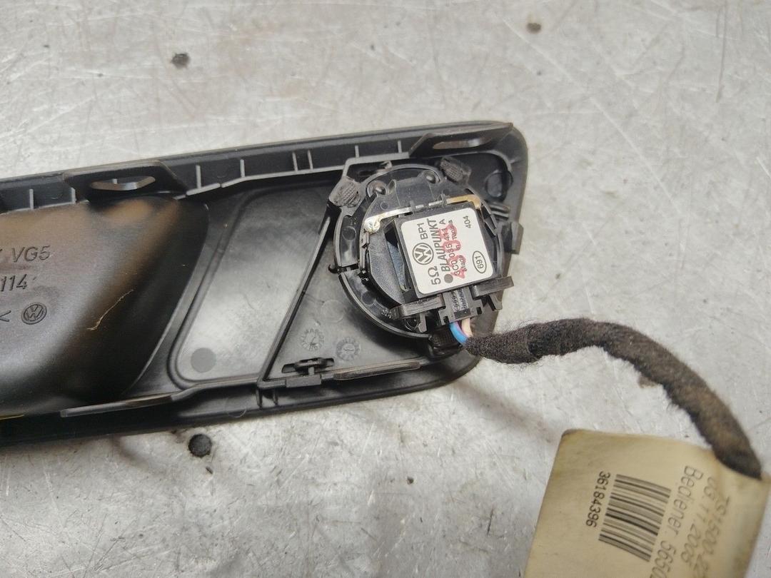 Ручка внутренняя задняя правая 1TH4LU Volkswagen Passat купить в магазине запчастей бу