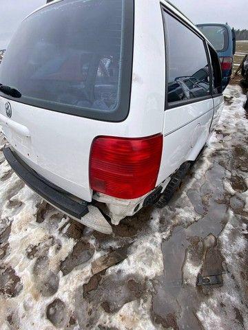 Фонарь задний правый TJCGAJ Volkswagen Passat