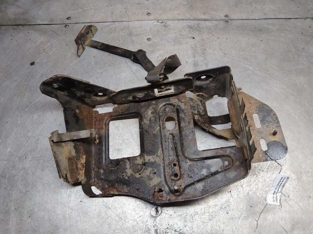 Полка аккумулятора PUESLF Alfa Romeo 147