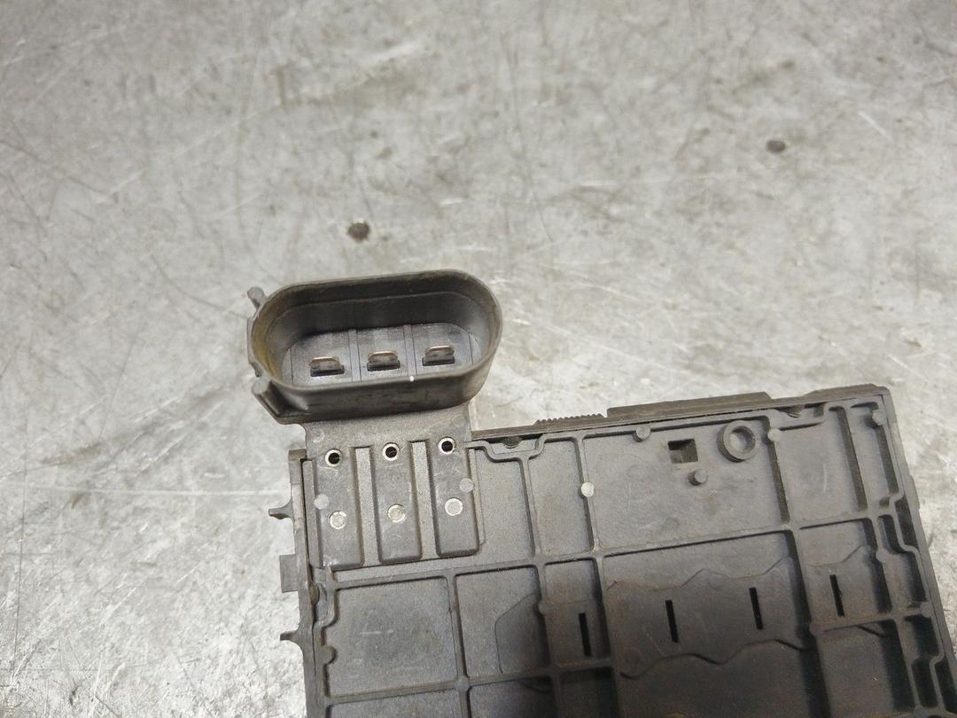 Блок предохранителей 7XMBIE Volkswagen Golf - Фото 5