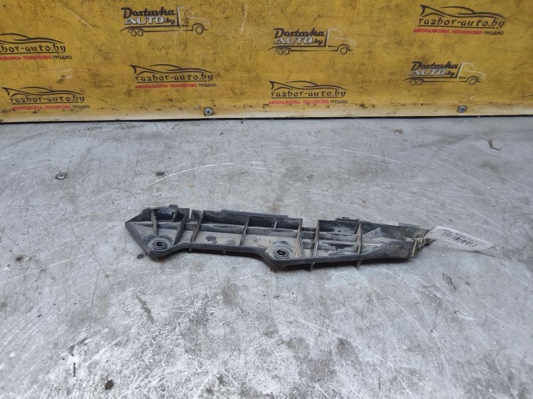 Кронштейн крепления бампера заднего 4Q2YTR Toyota Corolla купить в магазине запчастей бу