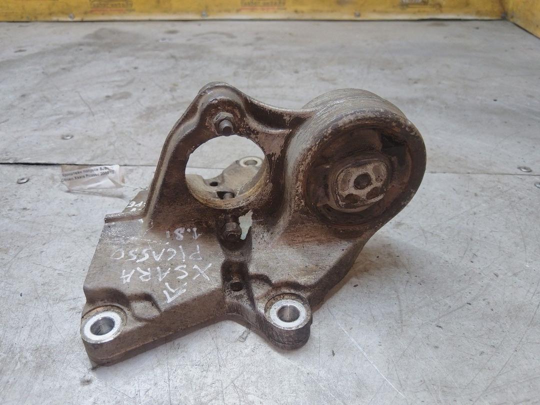 Кронштейн полуоси SJBOY4 Citroen Xsara Picasso