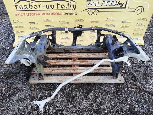 Передняя панель крепления облицовки (телевизор) R220RO Mazda Xedos 6 купить в магазине запчастей бу