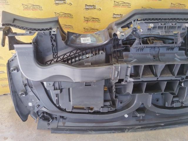 Панель передняя салона (торпедо) QRYQ9Z Citroen C4 Grand Picasso undefined