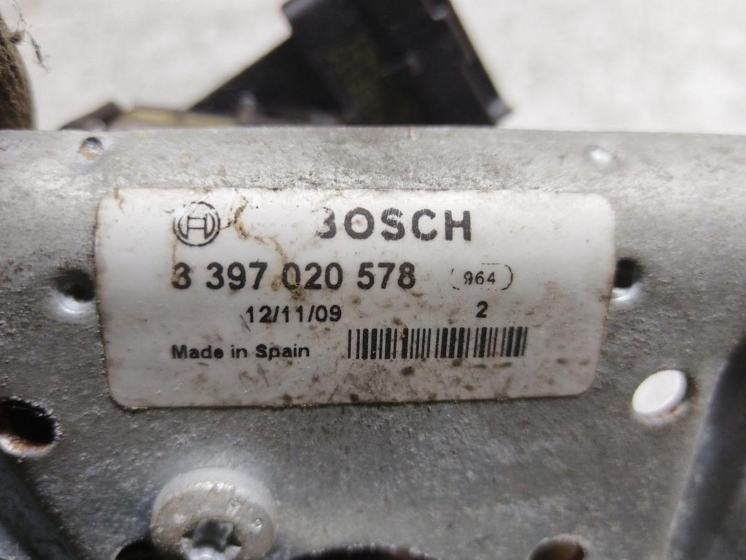 Механизм стеклоочистителя (трапеция дворников) G8OW7J Peugeot 206 купить в магазине запчастей бу