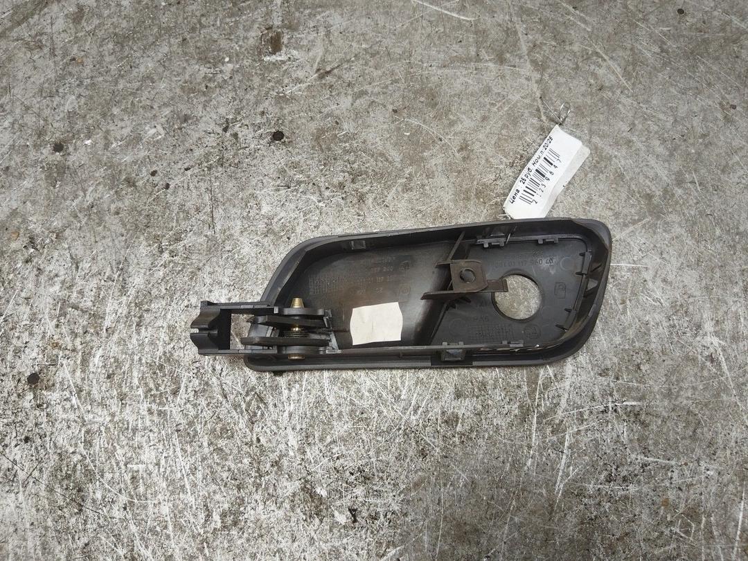 Ручка внутренняя передняя правая 6R25SM Skoda Fabia купить с доставкой