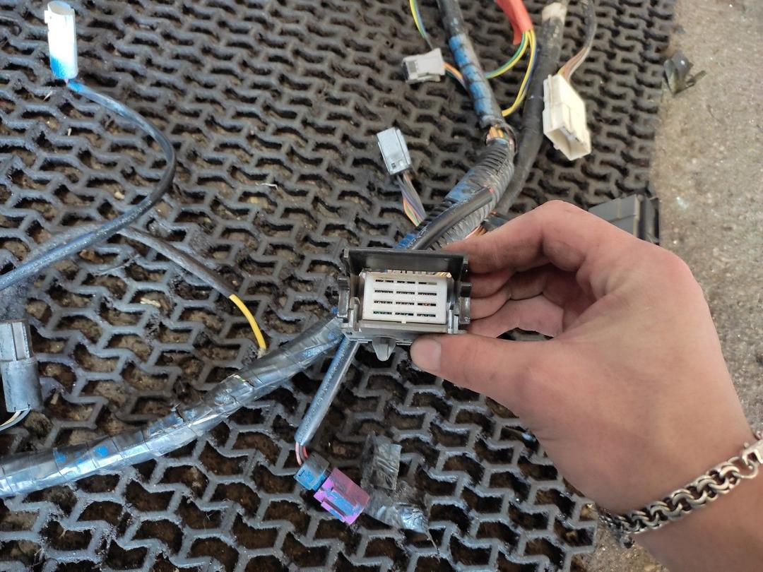 Проводка салона FBTWWM Renault Scenic undefined