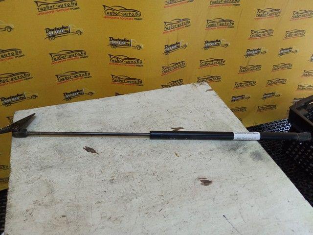 Амортизатор крышки багажника (3-5 двери) 2PF732 Mercedes ML W163 купить с доставкой