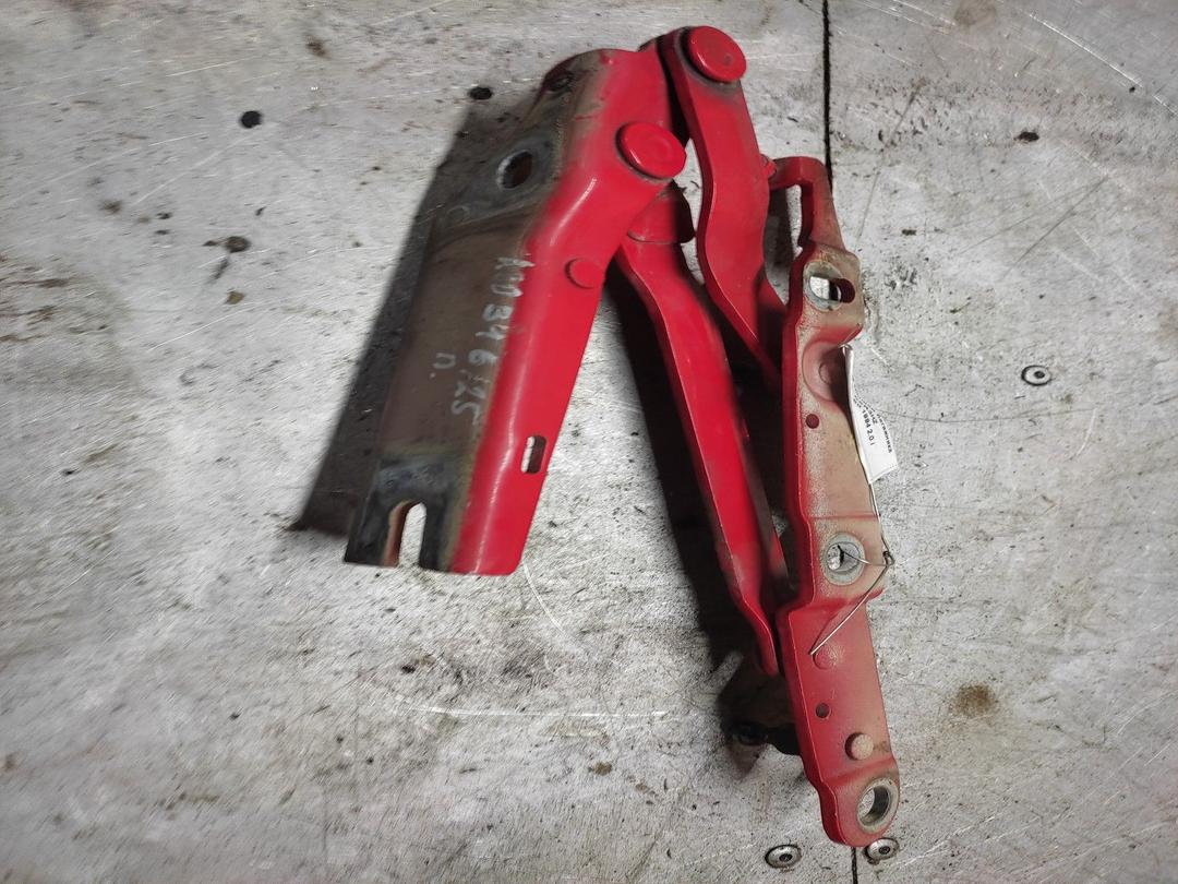 Петля крышки багажника CXR3HZ Audi 80