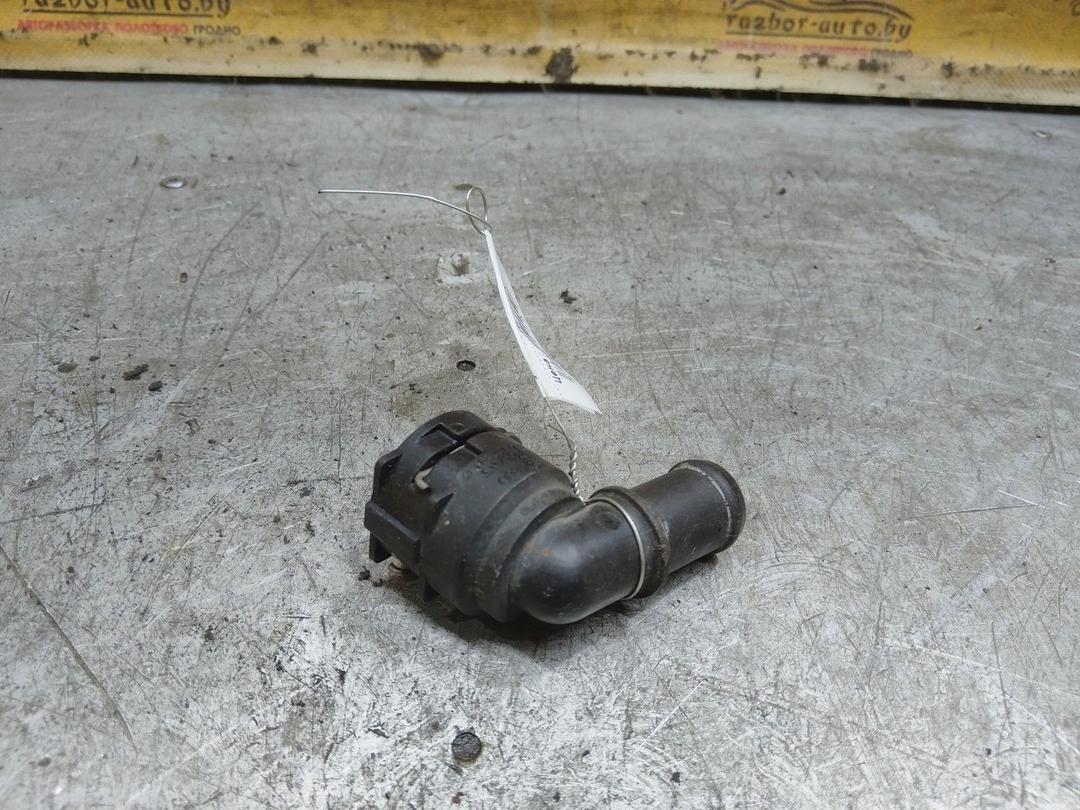 Патрубок отопителя (печки) YGQMSV Volkswagen Polo купить
