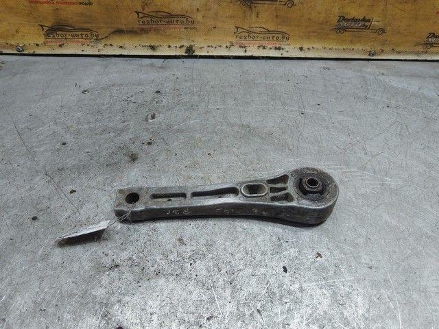 Подушка крепления КПП 29QCGG Volkswagen Passat