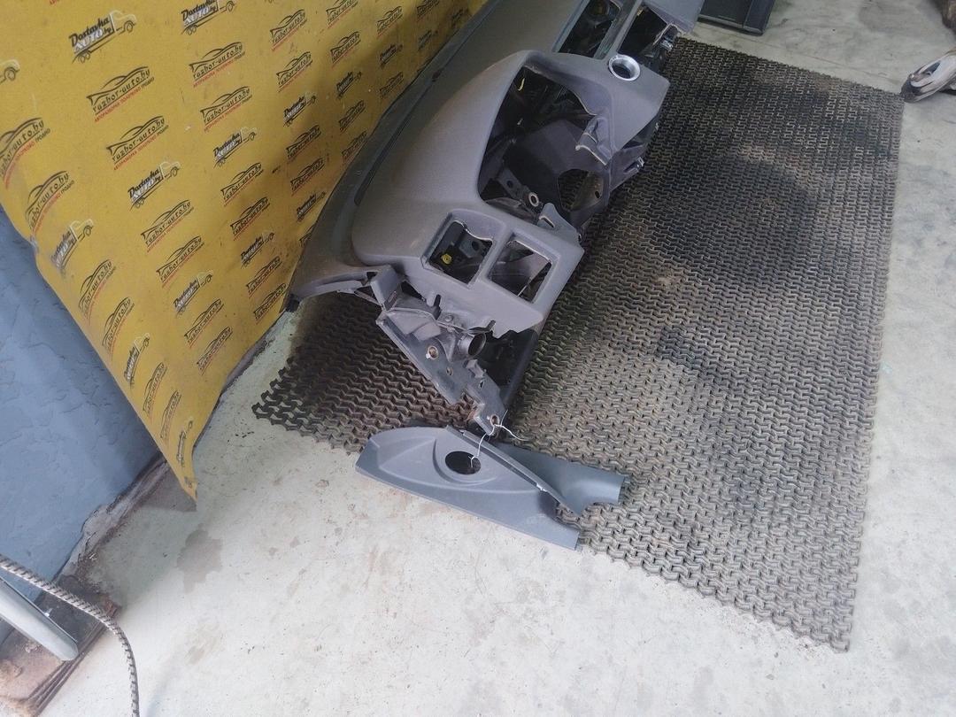 Панель передняя салона (торпедо) 4D190V Volvo S40 купить с доставкой