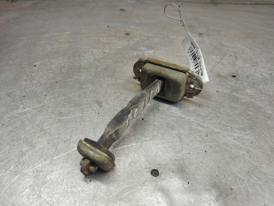 Ограничитель открывания двери задней 2XV85M Volvo V40 купить