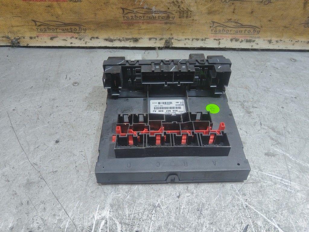 Блок предохранителей RS9LP3 Volkswagen Jetta - Фото 2