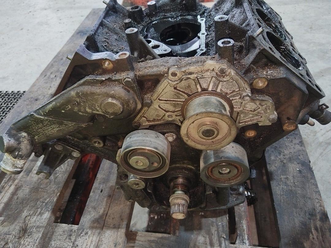 Блок цилиндров RLVO5M Audi A6 undefined