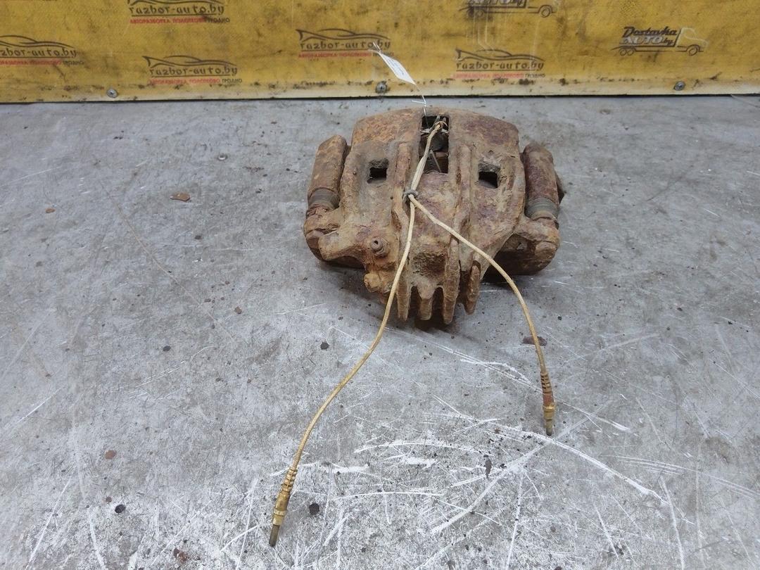 Суппорт передний левый 920O94 Peugeot 406