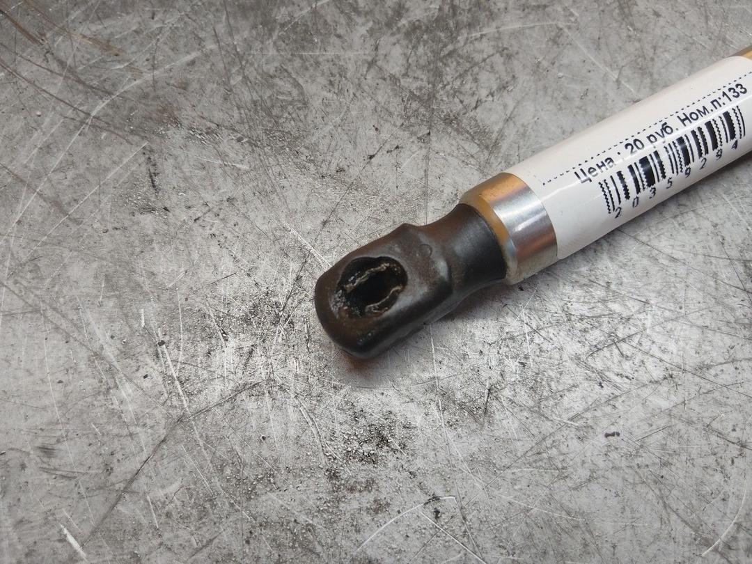 Амортизатор капота 0F8IDJ Volkswagen Polo купить