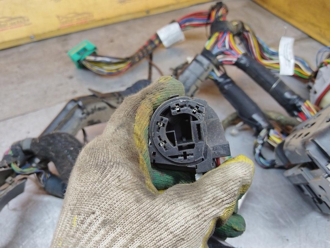 Проводка салона BPCNT0 Opel Astra undefined