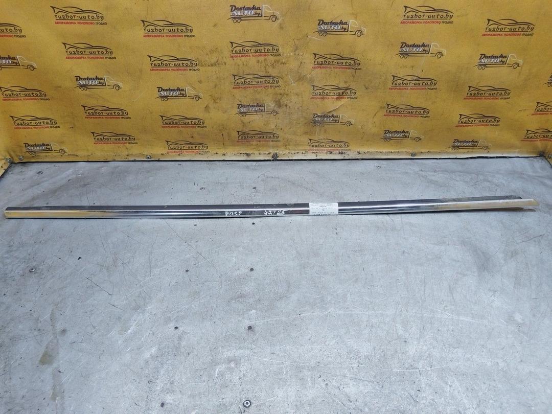 Молдинг стекла двери передней правой наружный A90OTG Volkswagen Passat