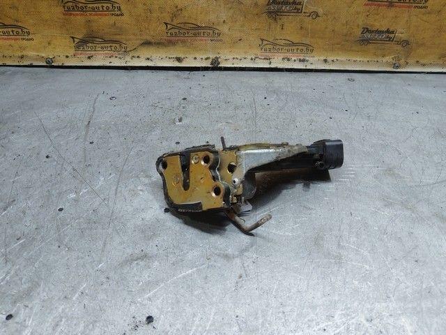 Замок двери задней левой UB1CX5 Toyota Corolla купить