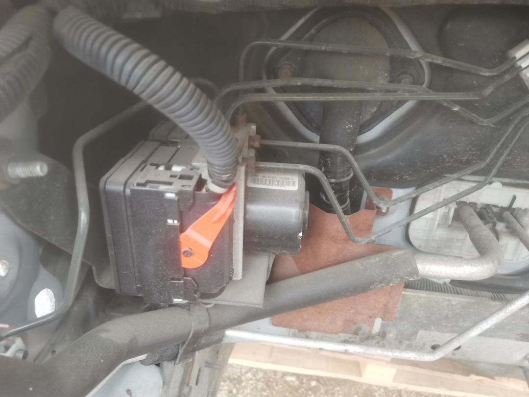 Блок ABS LR3VNX Mitsubishi Grandis