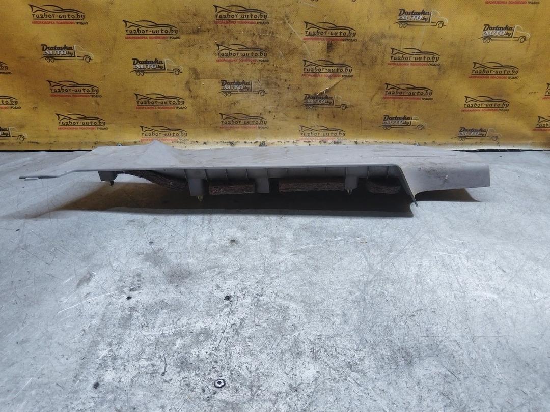 Накладка на порог внутренняя задняя левая 1RAE0P Mitsubishi Grandis купить с доставкой