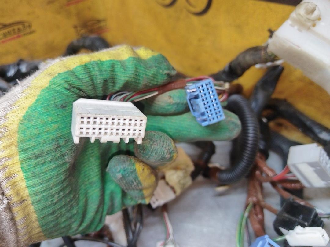 Проводка салона 2D41PC Toyota Avensis - Фото 13