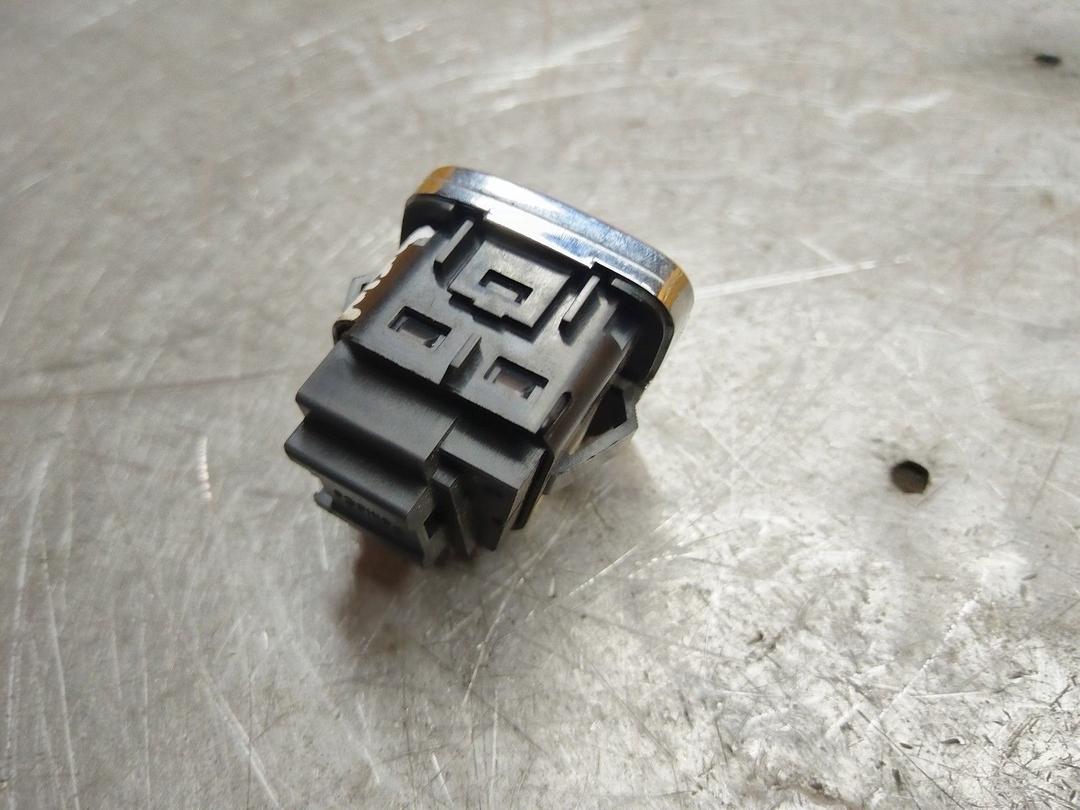 Кнопка регулировки сидения XU5ORY Ford Fusion - Фото 5