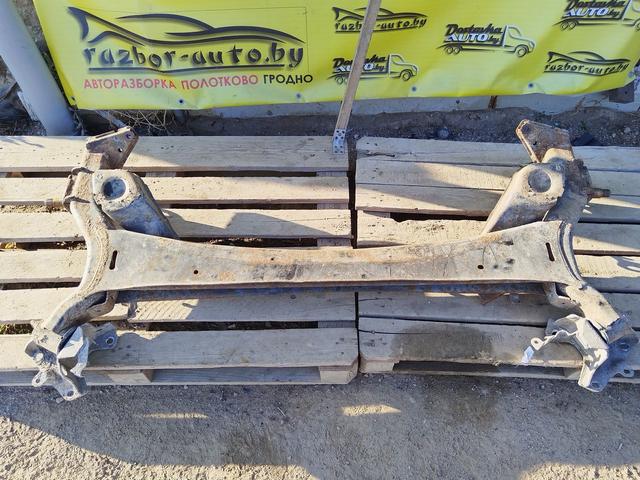 Балка подвески задняя M6Q3XW Renault Grand Scenic