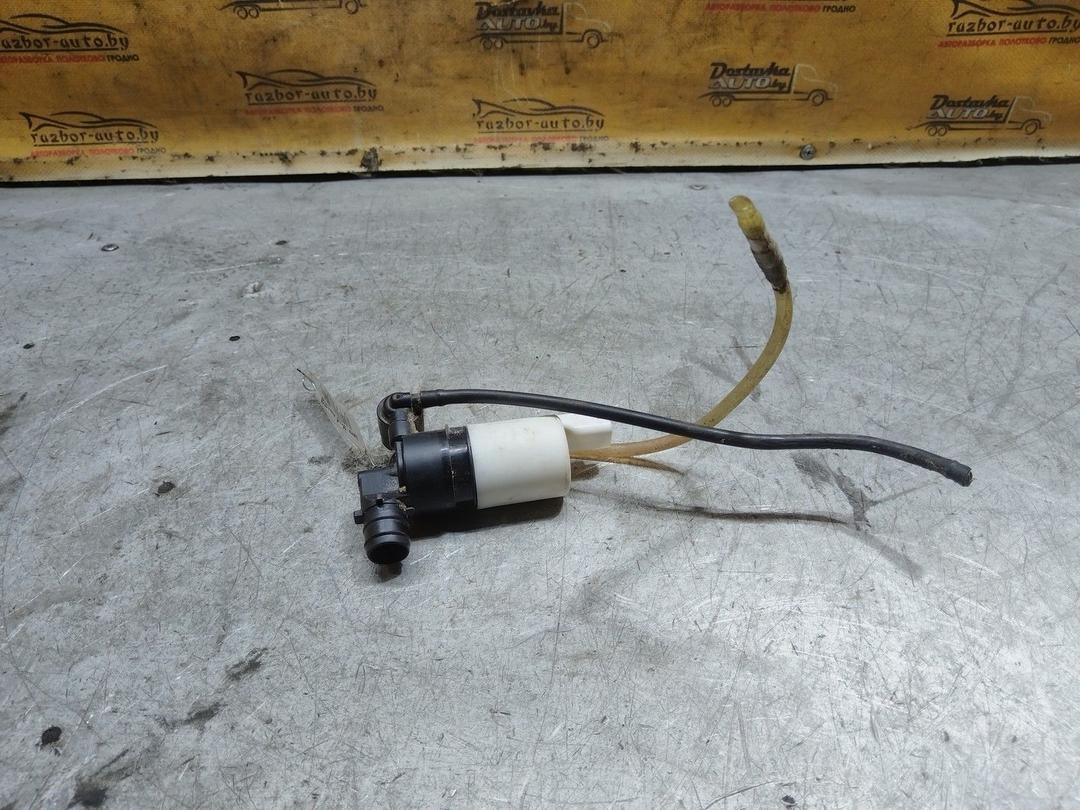 Насос (моторчик) омывателя стекла 4KW4P8 Citroen Xsara Picasso купить