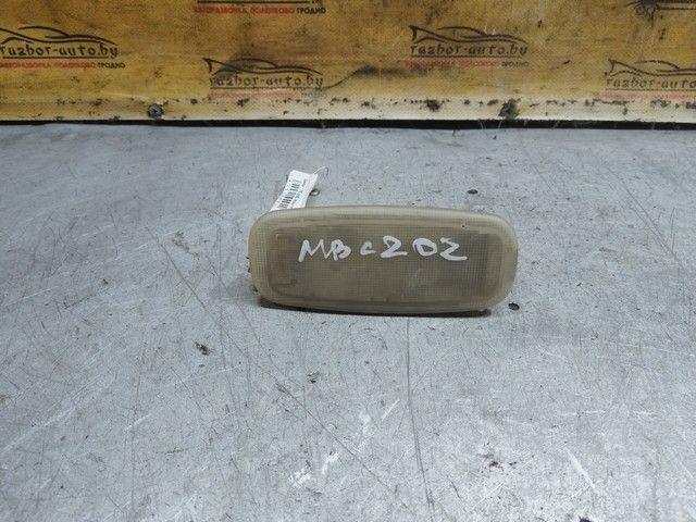 Фонарь салона (плафон) E6K206 Mercedes C W202