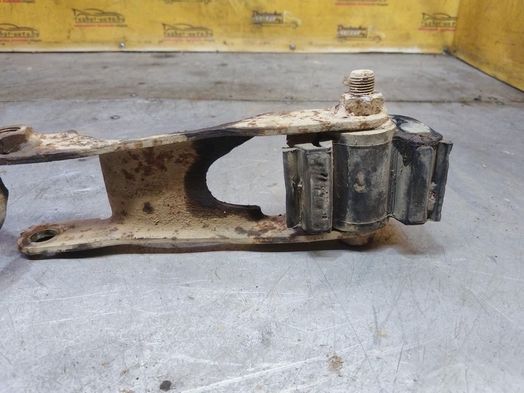 Подушка крепления КПП DACB2W Citroen Jumper купить в магазине запчастей бу