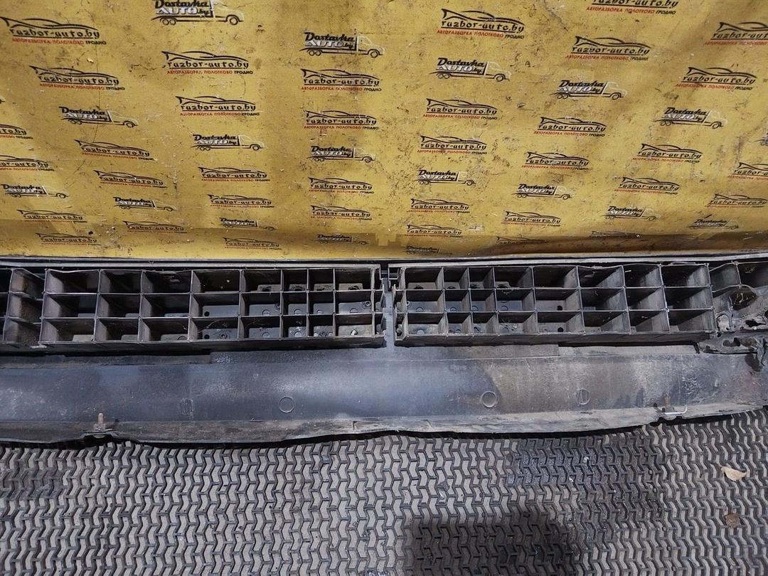 Бампер задний 5ZS4GP Peugeot 405 undefined