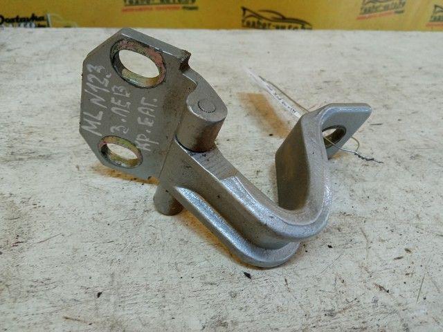 Петля крышки багажника Q17RA1 Mercedes ML W163 купить с доставкой