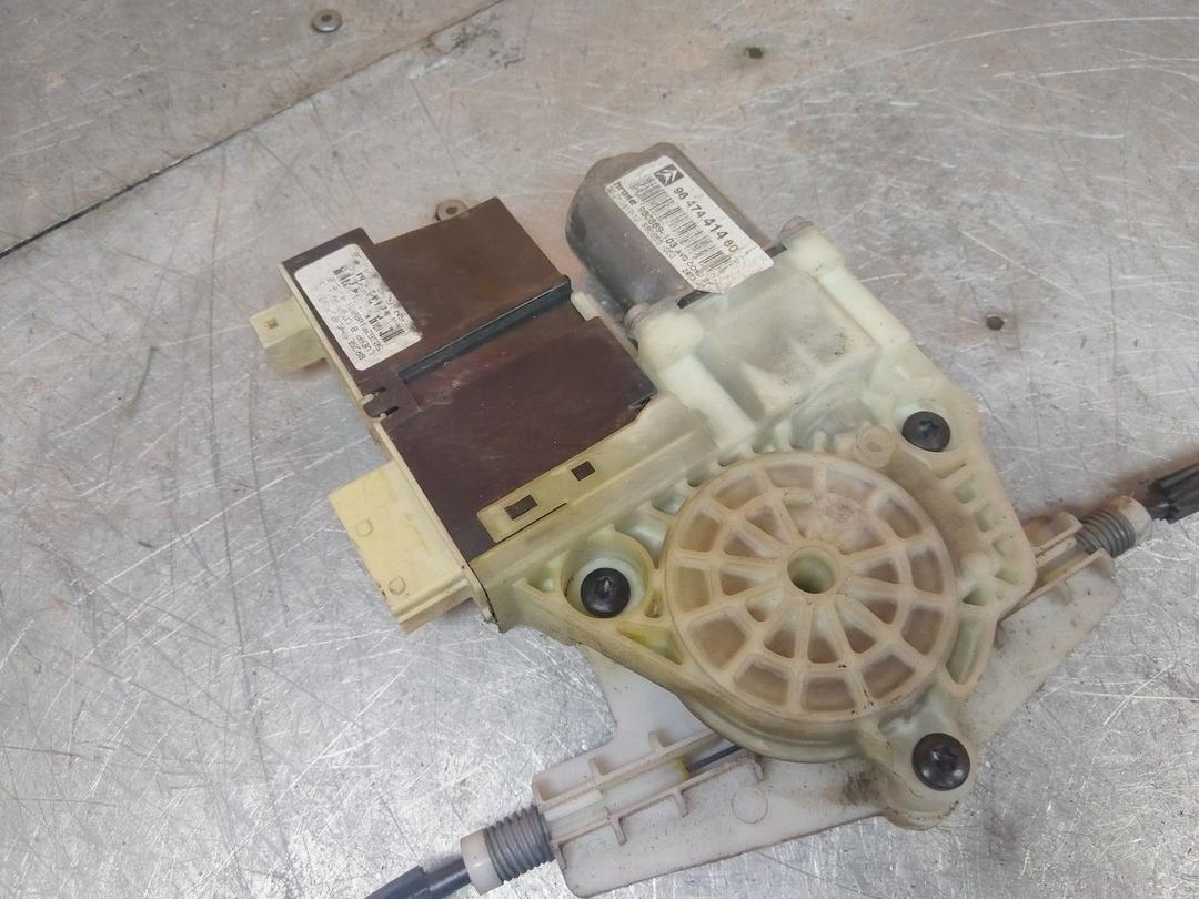 Стеклоподъемник электрический передний левый F8278U Citroen C4 купить в магазине запчастей бу