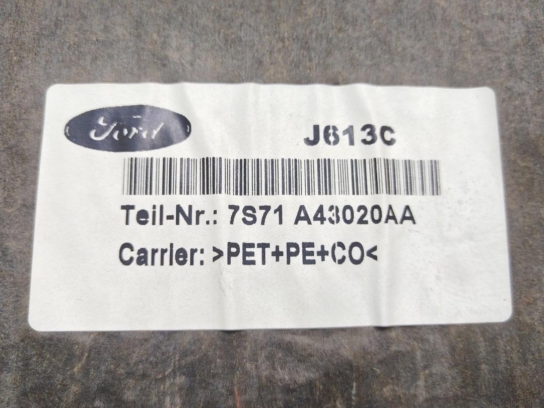 Обшивка крышки багажника CY8JZ7 Ford Mondeo купить на авторазборке