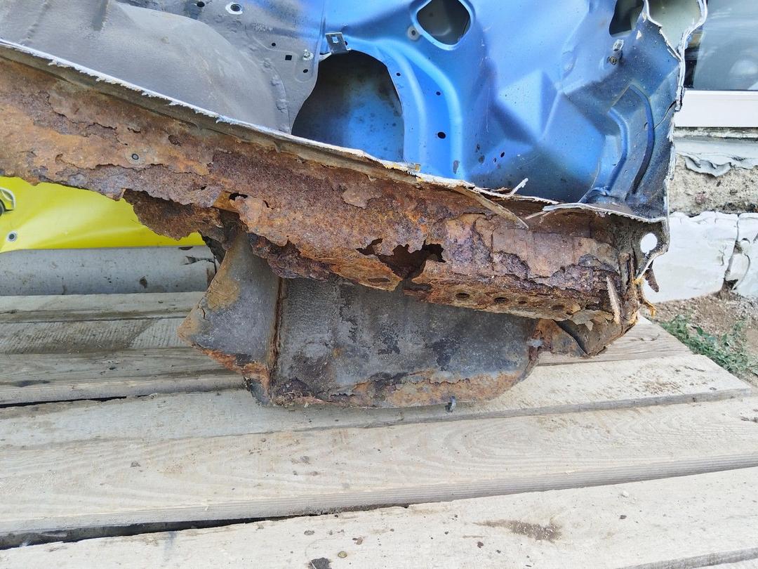 Крыло заднее правое LXZ73B Subaru Impreza undefined