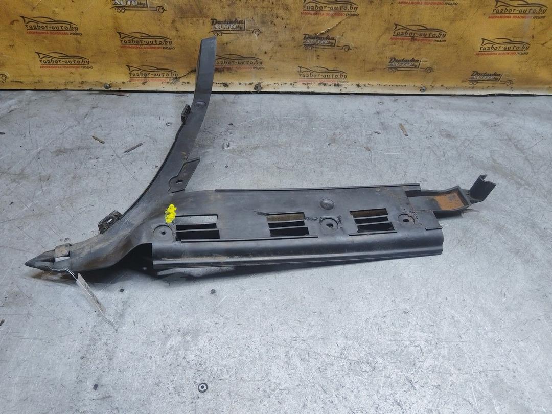 Кронштейн крепления бампера заднего 8S3M8Y Volkswagen Passat