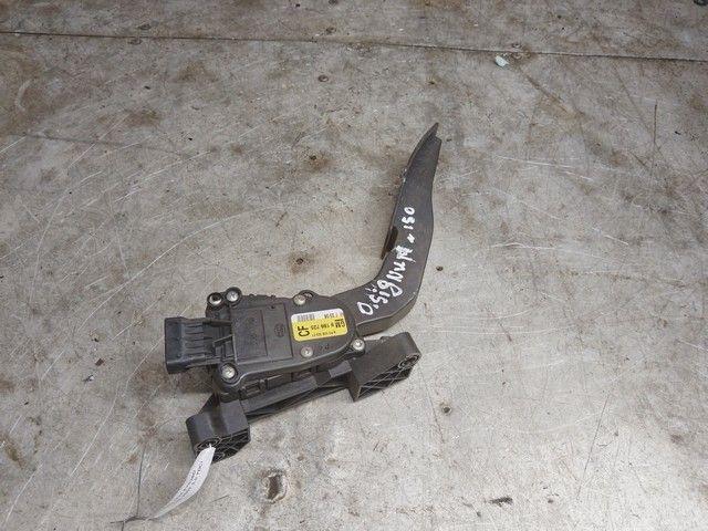 Педаль газа XY836D Opel Signum купить