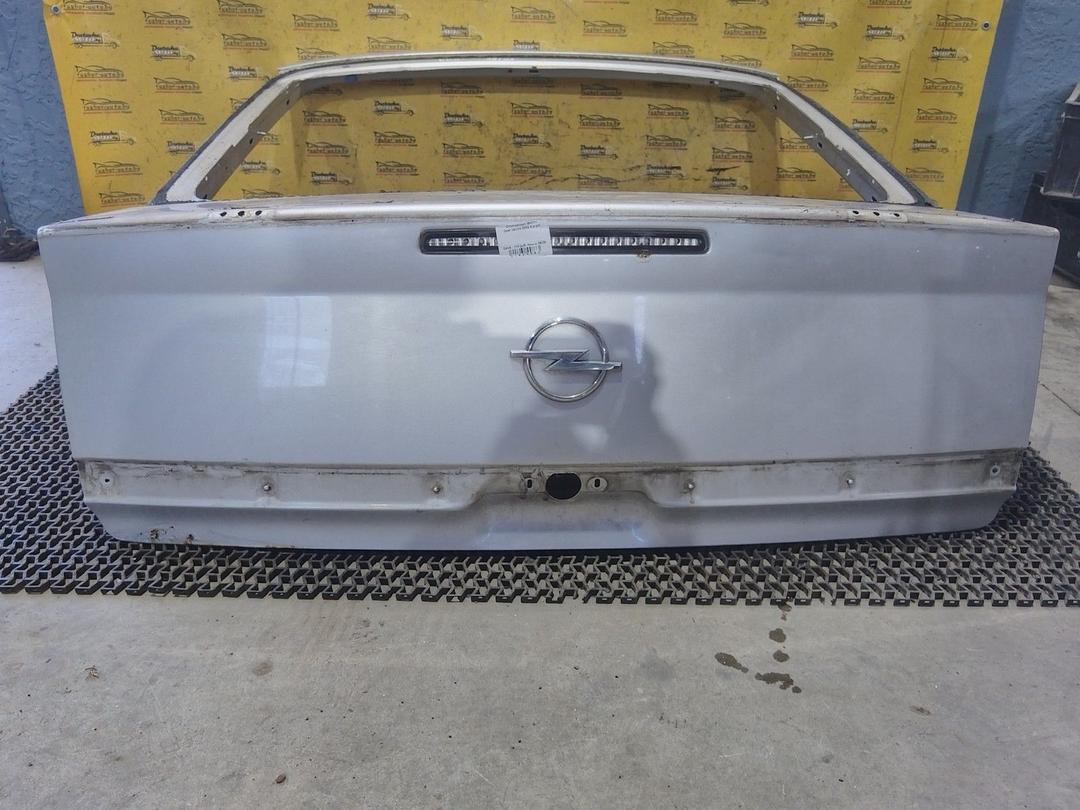 Крышка багажника (дверь 3-5) 8TI60J Opel Vectra - Фото 3