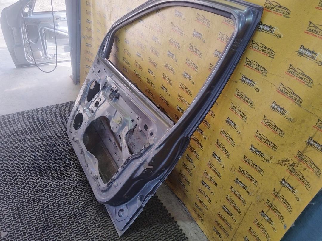 Дверь передняя правая XSM8HV Renault Scenic купить на авторазборке