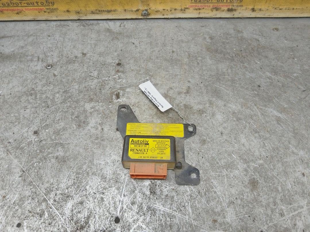 Блок AirBag 8S7HE9 Renault Megane