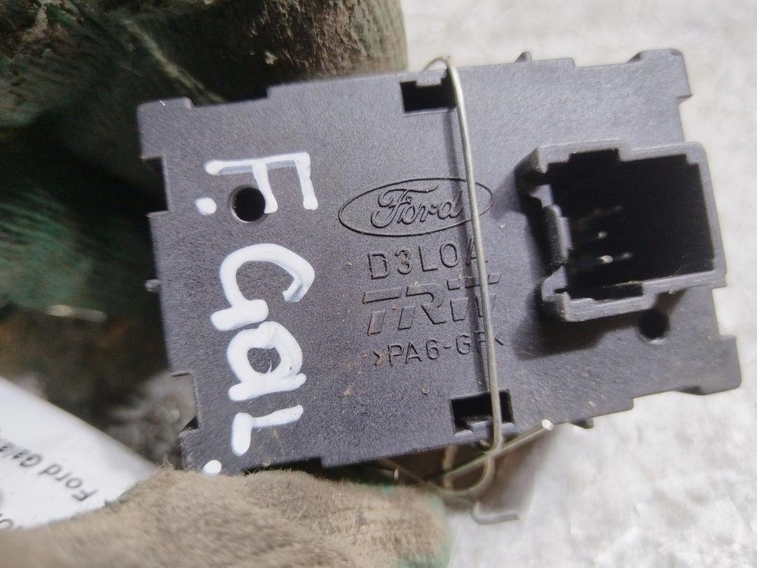 Кнопка подогрева сидений FI0XNQ Ford Galaxy купить на авторазборке