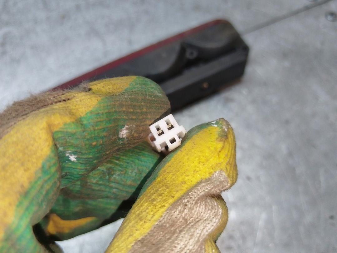 Стоп-сигнал A2MAZ7 Mitsubishi Carisma - Фото 4