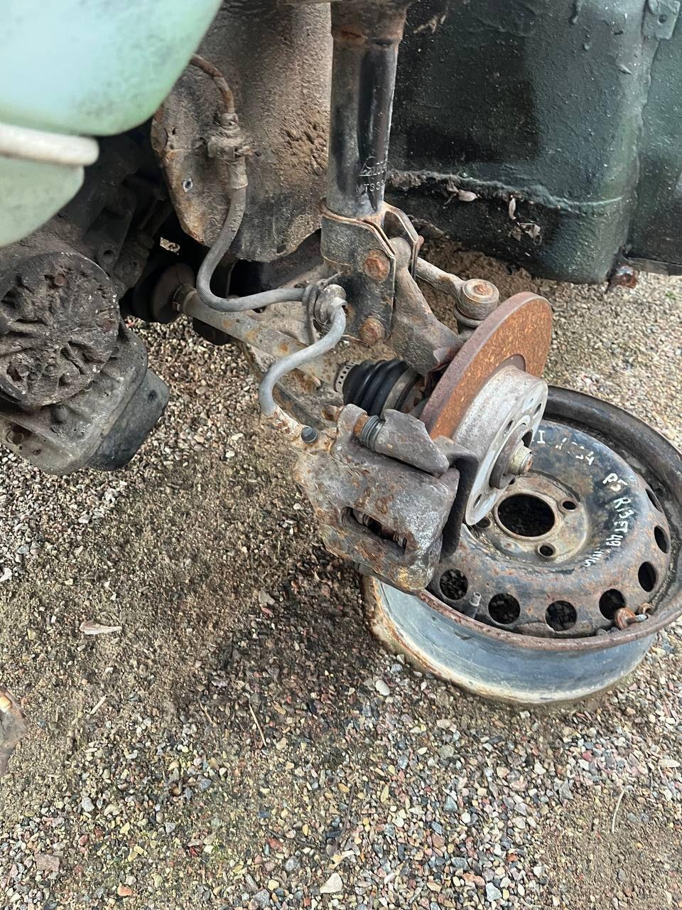 Кулак поворотный левый 02LRIM Fiat Punto купить