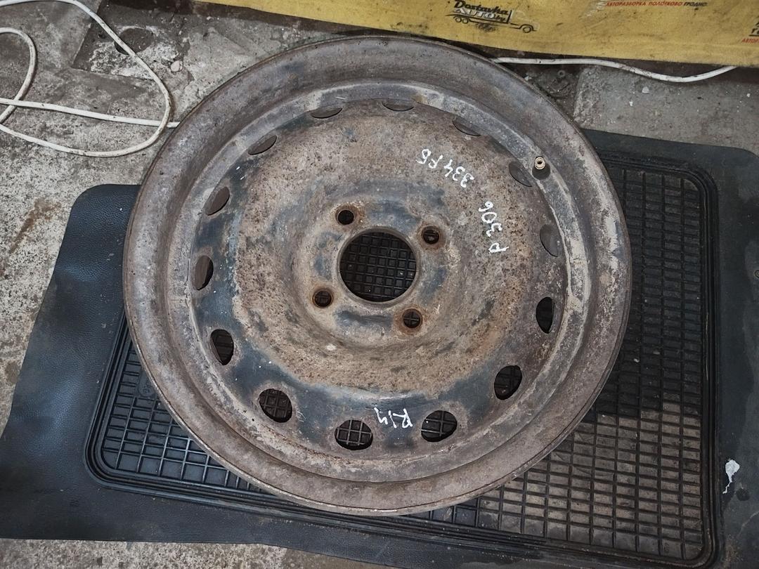 Диск штампованный R14    BF8WJQ Peugeot 306